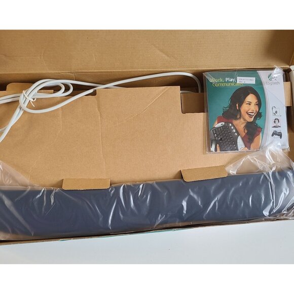 Vtg Logitech Access Keyboard PS/2 Wired 967225-0403 With Palm Rest in Box - Picture 5 of 13